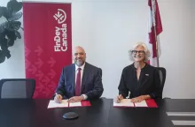 Picture of the signing ceremony between FinDev Canada and ALTÉRRA